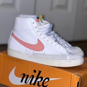 Nike blazer mid 77